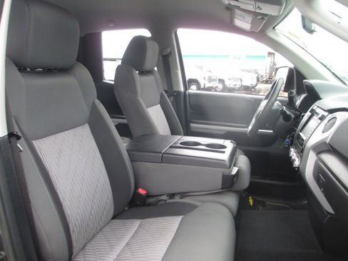 Used 2014 Toyota Tundra SR5 AWD/4WD image 21