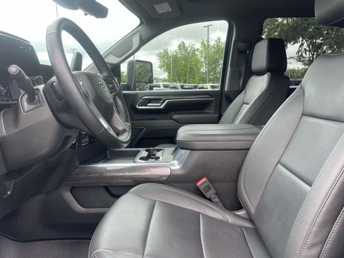 Used 2024 Chevrolet Silverado 2500 LTZ w/ LTZ Plus Package AWD/4WD image 14