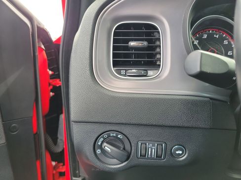 Used 2023 Dodge Charger SXT image 20