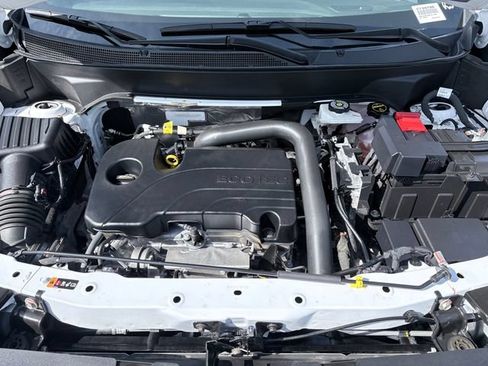 Used 2025 Chevrolet Equinox LT AWD/4WD image 27
