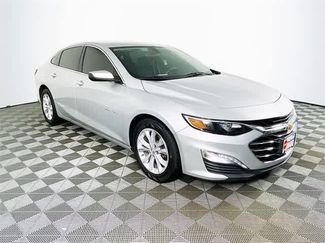 Used 2022 Chevrolet Malibu LT image 1
