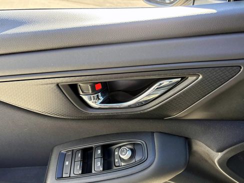 Used 2020 Subaru Legacy Premium image 12