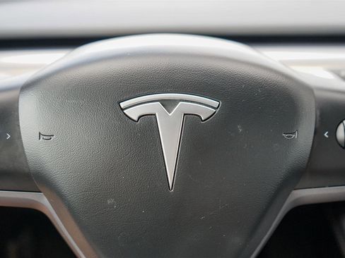 Used 2023 Tesla Model 3 Standard Range RWD image 15