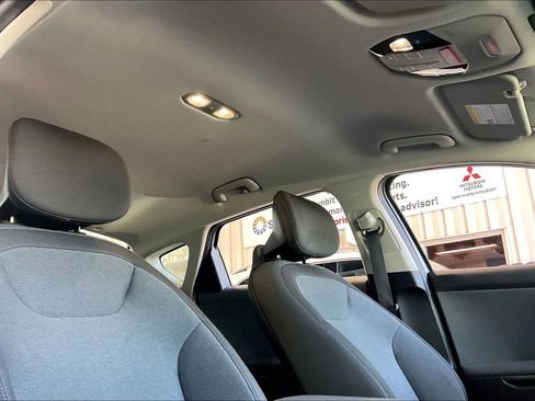 Used 2025 Kia K4 FWD image 15