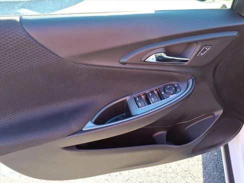 Used 2024 Chevrolet Malibu LT image 23