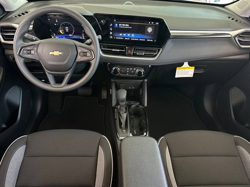 New 2026 Chevrolet TrailBlazer LT w/ Driver Confidence Package FWD image 13