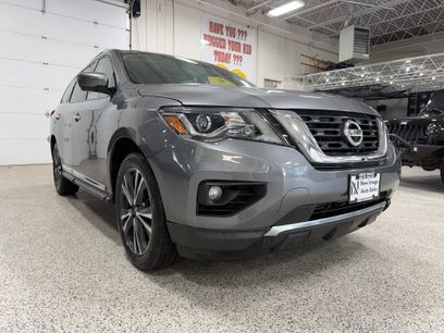 Used 2018 Nissan Pathfinder Platinum