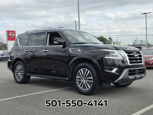 Used 2024 Nissan Armada SL w/ Captain's Chairs Package image 5