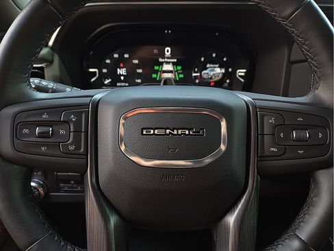 Used 2023 GMC Yukon XL Denali Ultimate w/ LPO, Floor Liner Package AWD/4WD image 19