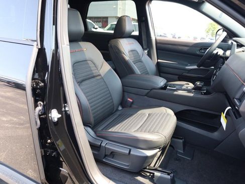 New 2026 Nissan Pathfinder Rock Creek w/ Rock Creek Premium Package AWD/4WD image 26