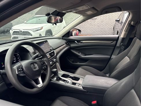 Used 2018 Honda Accord LX image 13