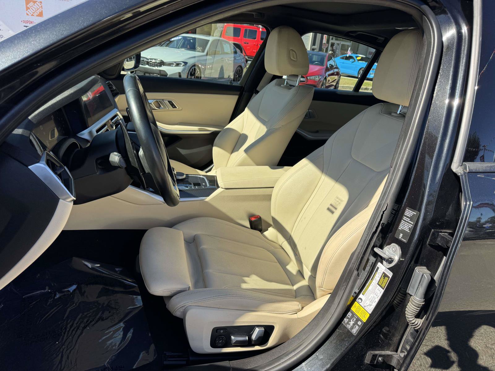 Used 2020 BMW 330i xDrive Sedan w/ Convenience Package AWD/4WD image 17
