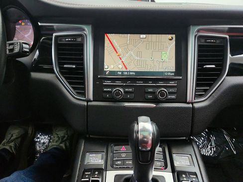 Used 2016 Porsche Macan S AWD/4WD image 21