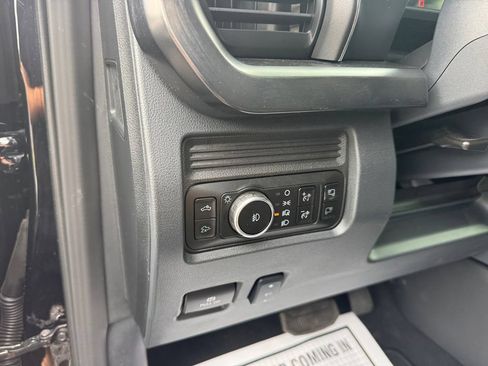 Certified 2026 Ford F250 Lariat AWD/4WD image 34