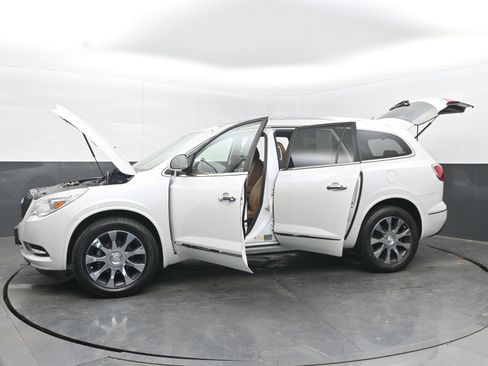 Used 2017 Buick Enclave Leather w/ Enclave Sport Touring Edition image 40