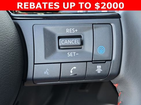 New 2026 Nissan Kicks SR FWD image 30