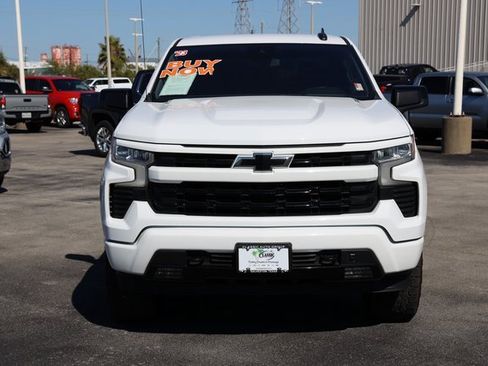 Used 2023 Chevrolet Silverado 1500 RST w/ Z71 Off-Road Package image 2