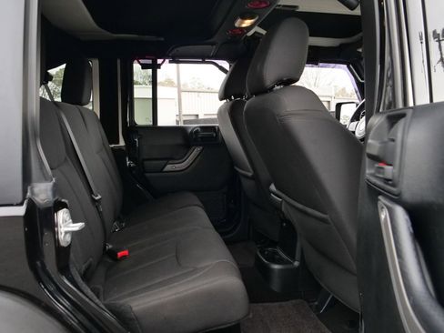 Used 2017 Jeep Wrangler Unlimited Sport w/ Quick Order Package 24S image 39