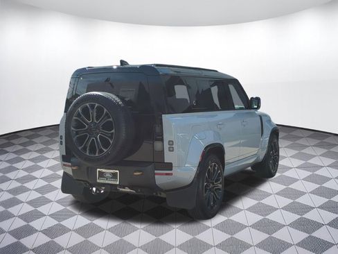New 2026 Land Rover Defender 110 OCTA AWD/4WD image 5