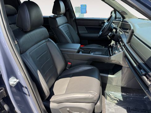Used 2025 Hyundai Santa Fe Calligraphy FWD image 19