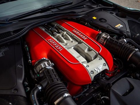 Used 2023 Ferrari 812 GTS RWD image 11