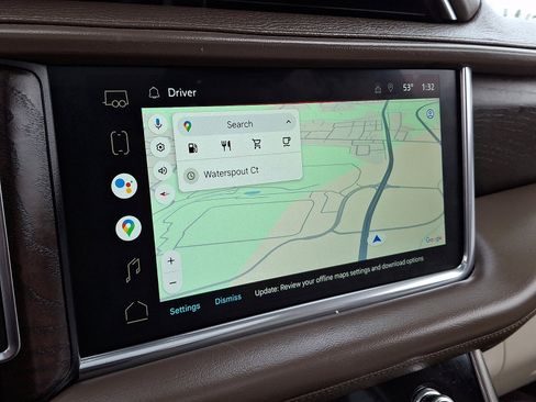 Certified 2022 GMC Yukon Denali w/ Denali Premium Package image 18