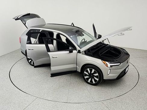 New 2025 Volvo EX90 Plus w/ Protection Package Premier AWD/4WD image 39