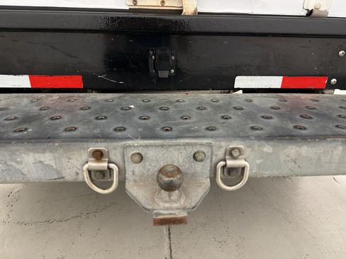 Used 2013 GMC Savana 3500 RWD image 10