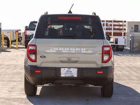 Used 2025 Ford Bronco Sport Outer Banks AWD/4WD image 5