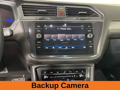 Used 2023 Volkswagen Tiguan SE R-Line FWD image 10