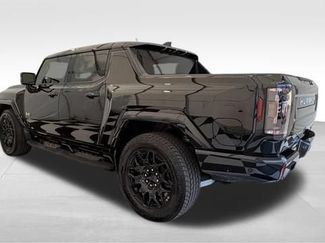 Used 2025 GMC Hummer EV 2X AWD/4WD video 2