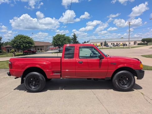Used 2004 Ford Ranger XLT AWD/4WD image 4