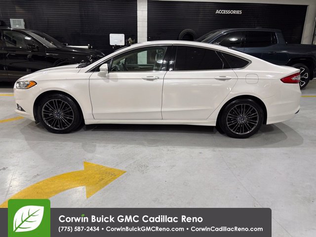 Used 2014 Ford Fusion SE w/ Equipment Group 202A FWD image 3