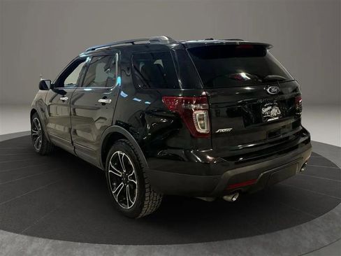 Used 2013 Ford Explorer Sport image 3