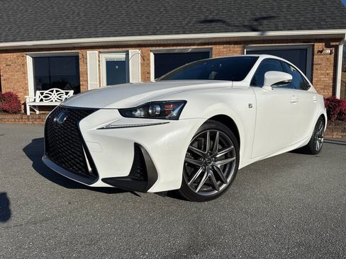 Used 2017 Lexus IS 300 AWD image 43