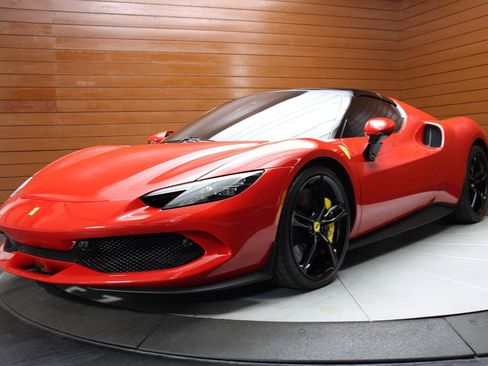 Used 2025 Ferrari 296 GTS image 16