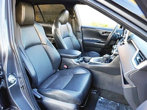 Used 2020 Toyota RAV4 XSE image 12