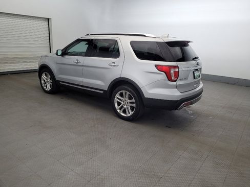 Used 2016 Ford Explorer Limited w/ Equipment Group 301A AWD/4WD image 3
