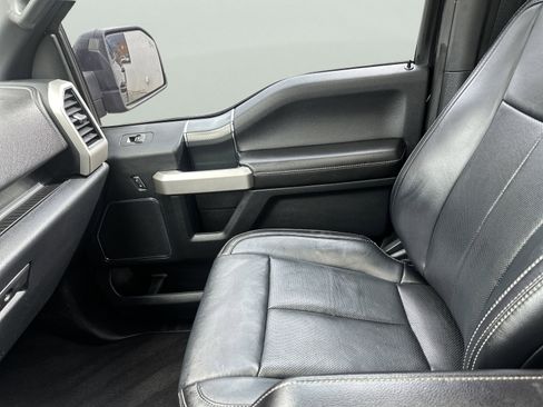 Used 2019 Ford F150 Lariat w/ Equipment Group 502A Luxury image 21