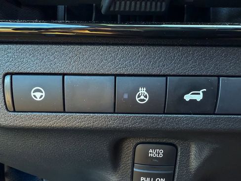 Certified 2025 Nissan Murano SL image 18