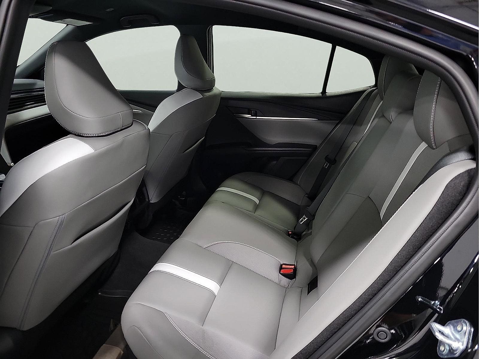 Certified 2026 Toyota Camry SE w/ Convenience Package FWD image 9