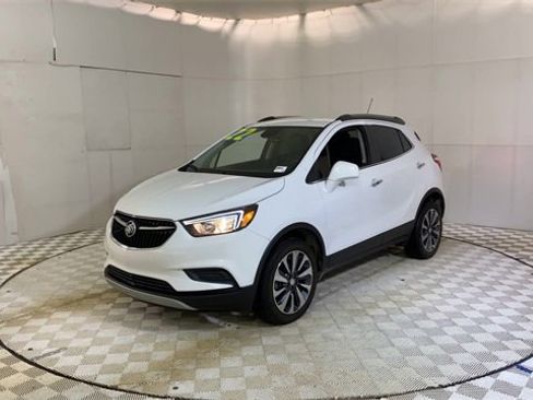 Certified 2022 Buick Encore Preferred image 4