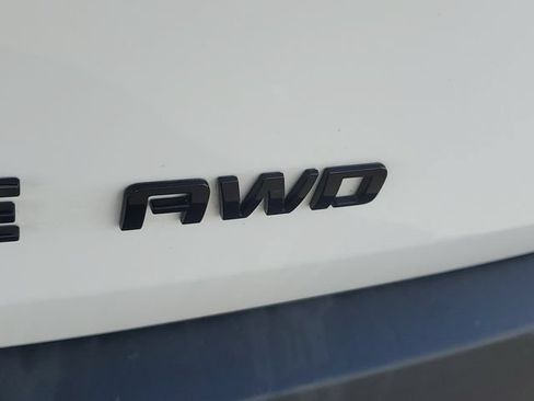Used 2023 Chevrolet Traverse RS AWD/4WD image 6