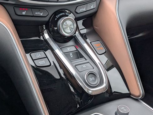 Certified 2023 Acura TLX w/ Technology Package image 21