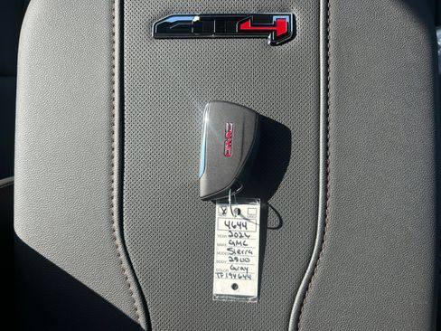 New 2026 GMC Sierra 2500 AT4 w/ AT4 Premium Plus Package image 32