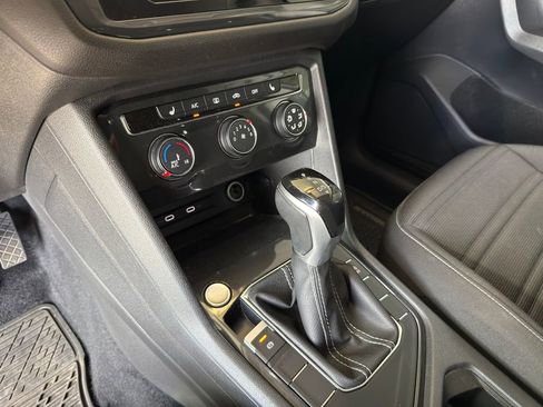 Used 2022 Volkswagen Tiguan S FWD image 11
