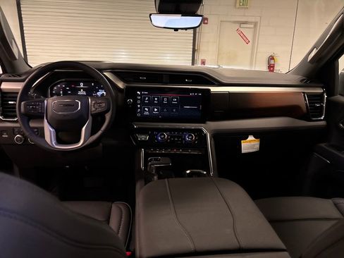 New 2026 GMC Sierra 1500 Denali w/ Denali Reserve Package image 27