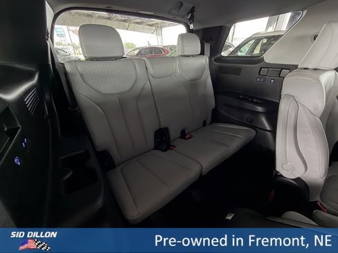 Used 2020 Hyundai Palisade SEL w/ Premium Package AWD/4WD image 18