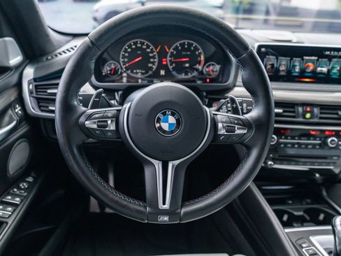 Used 2017 BMW X5 M AWD/4WD image 16
