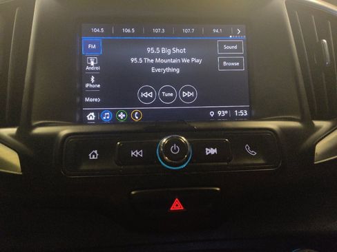 Used 2018 GMC Terrain SLE FWD image 25